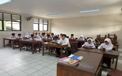MIN 2 Sukabumi Laksanakan Survei Nasional SAHABAT KBC, Dukung Penguatan Kurikulum Berbasis Cinta