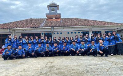 MIN 2 Sukabumi Gelar Apel Peringatan Hari Sumpah Pemuda ke-97